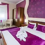 Almafa Apartmanhaz Lejlighed