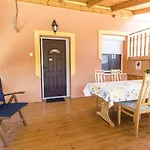 Almafa Apartmanhaz Lejlighed Eger
