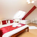 Almafa Apartmanhaz Lejlighed *