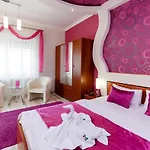Almafa Apartmanhaz *