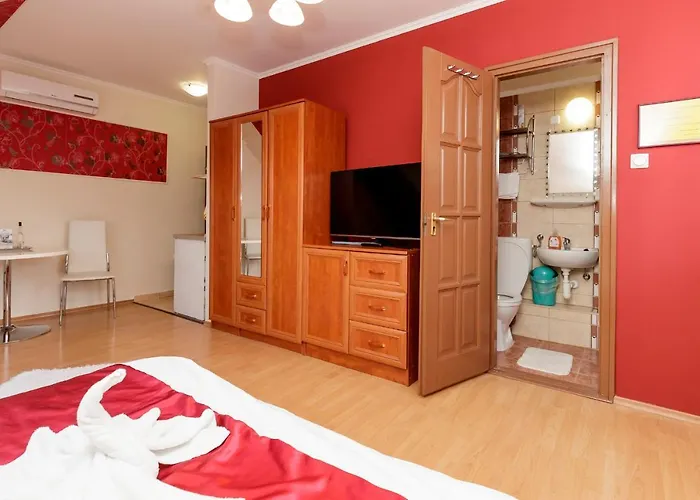 Almafa Apartmanhaz Apartment *