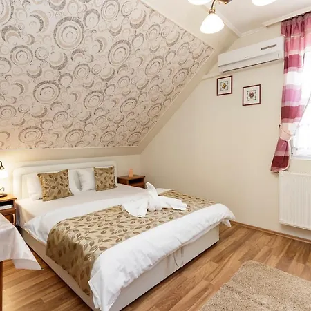 Apartmán Almafa Apartmanhaz *