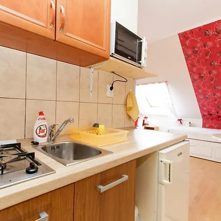 Almafa Apartmanhaz *