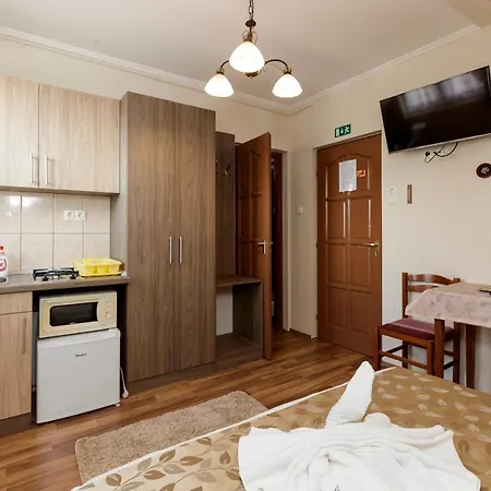 Almafa Apartmanhaz Eger