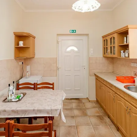 Almafa Apartmanhaz Apartmán