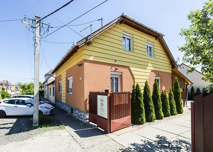 Appartement Almafa Apartmanhaz Eger